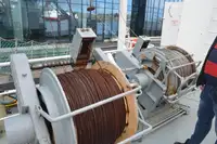 Kapal kontainer kanggo didol