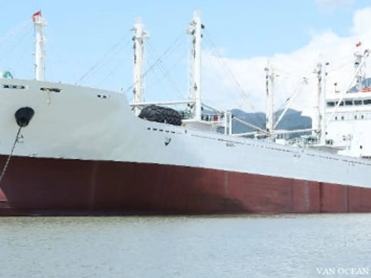 Kapal reefer kanggo didol