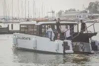 Kapal kontainer kanggo didol