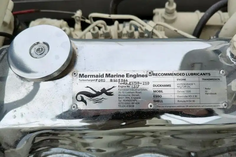Kapal kerja kanggo didol