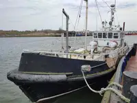 Kapal survey kanggo didol