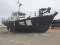 Kapal kerja kanggo didol