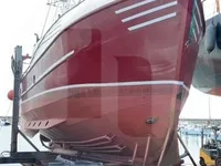 Kapal pengangkut iwak urip kanggo didol