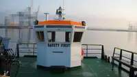 Kapal kerja kanggo didol