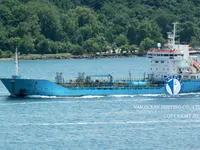 Kapal tanker minyak/bahan kimia kanggo didol