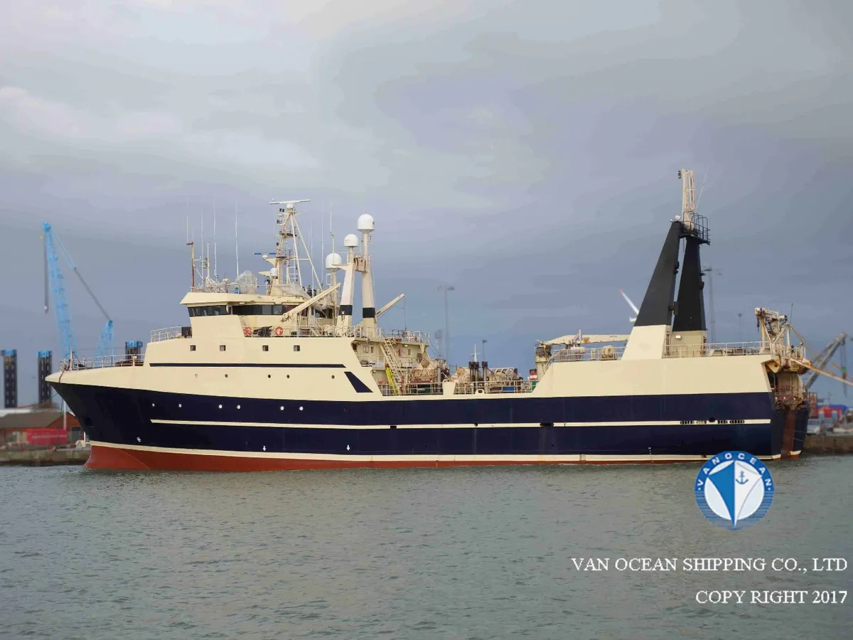 Kapal trawler kanggo didol