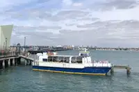 Kapal feri kanggo didol