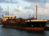 Kapal dredger kanggo didol