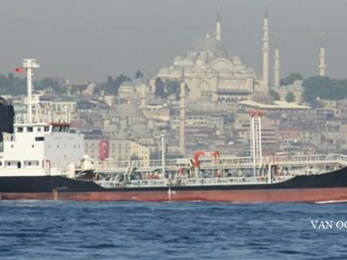 Kapal tanker minyak/bahan kimia kanggo didol