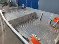 Kapal kerja kanggo didol