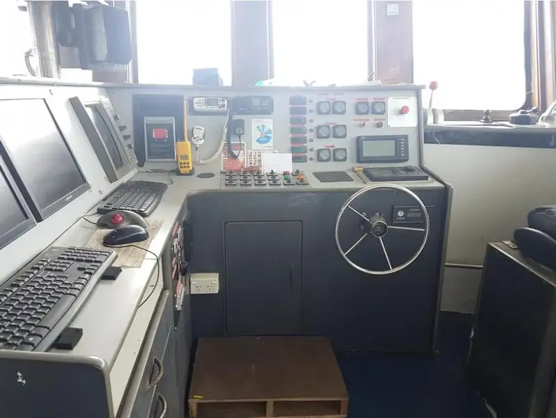 Kapal trawler kanggo didol