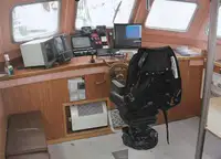 Kapal kerja kanggo didol