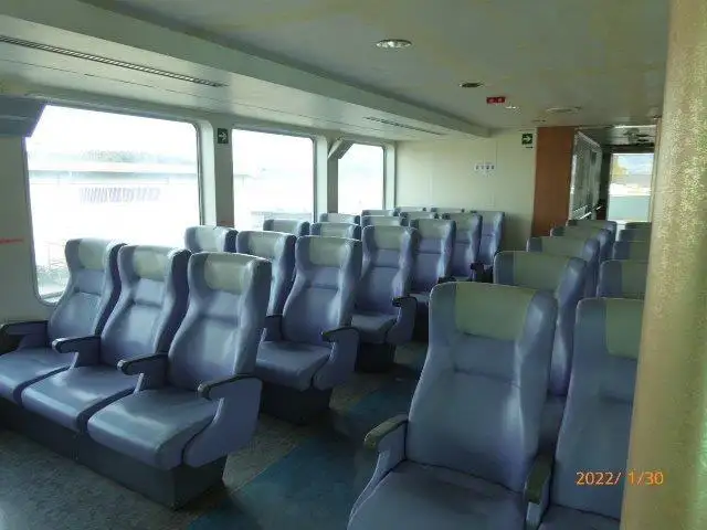 Kapal feri kanggo didol