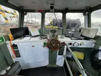 Kapal kerja kanggo didol