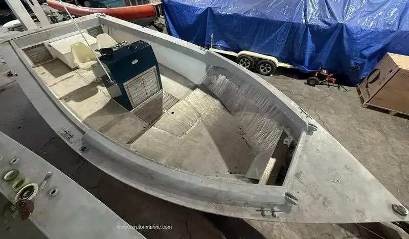 Kapal kerja kanggo didol