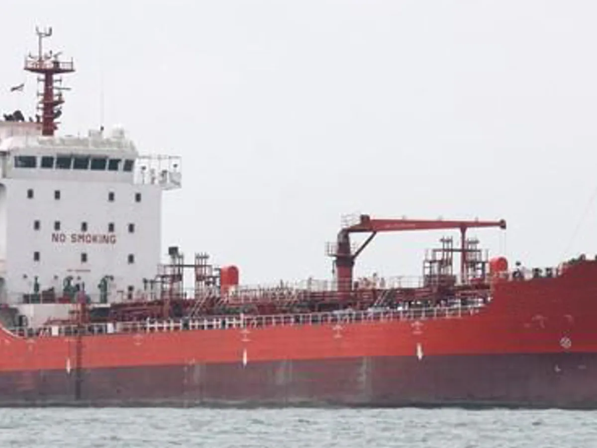 Kapal tanker minyak/bahan kimia kanggo didol