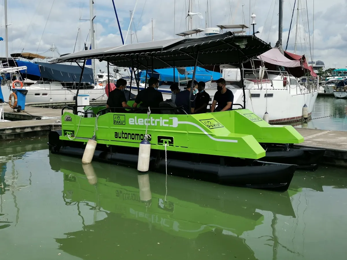 Kapal kerja kanggo didol