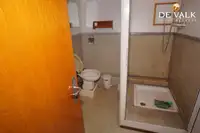 Kapal riset kanggo didol