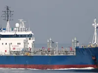 Kapal tanker minyak/bahan kimia kanggo didol