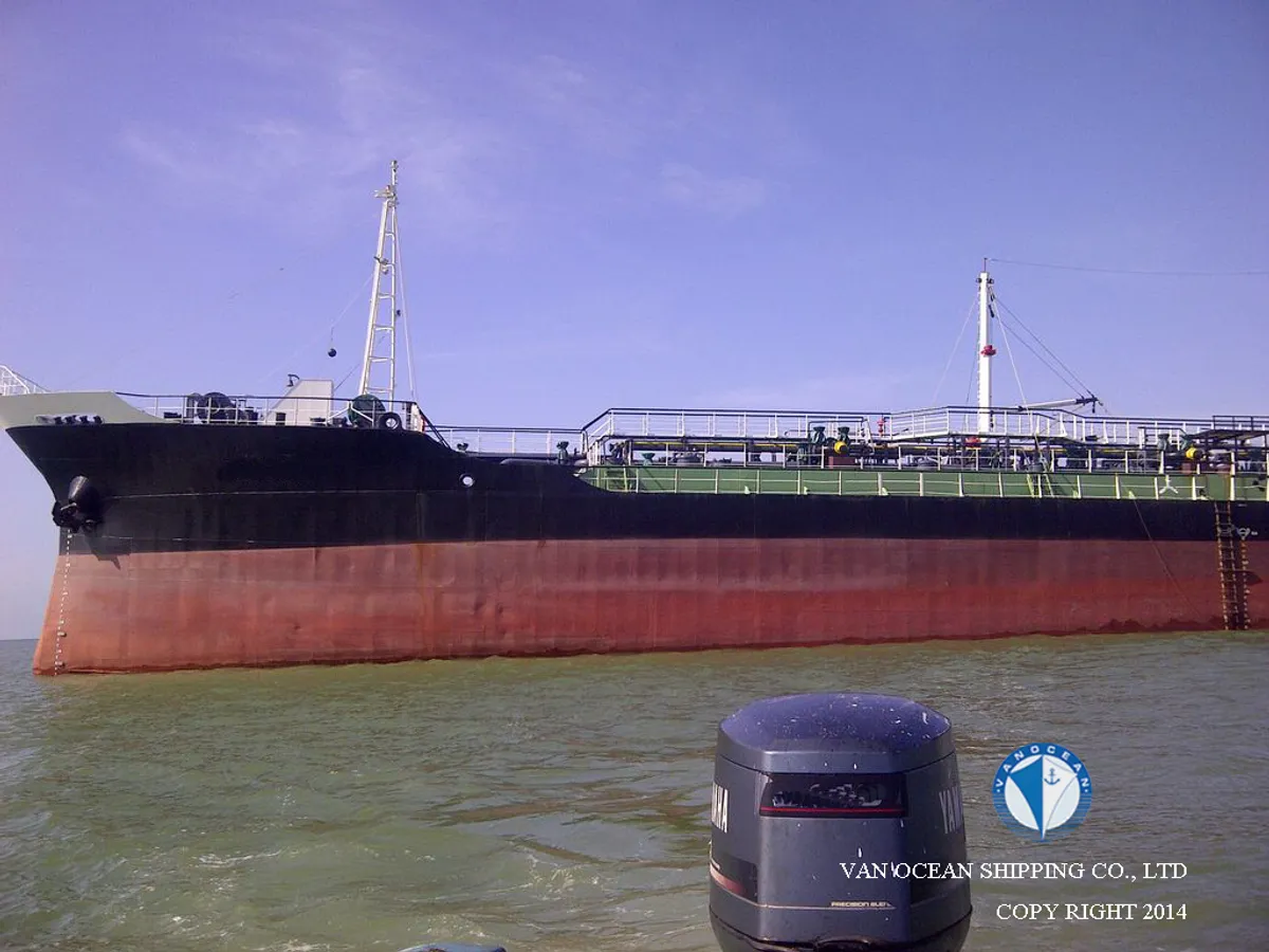 Kapal tanker minyak/bahan kimia kanggo didol