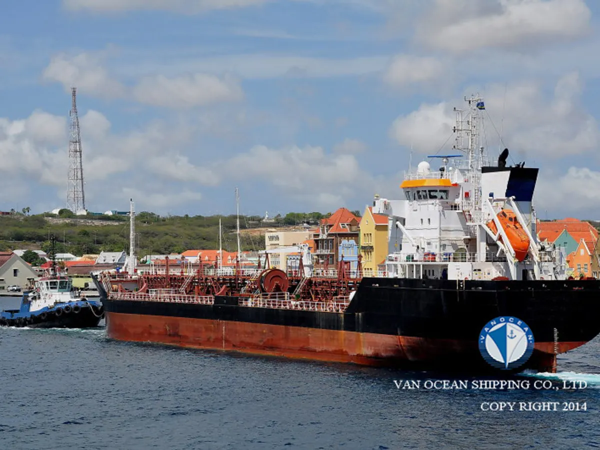 Kapal tanker minyak/bahan kimia kanggo didol
