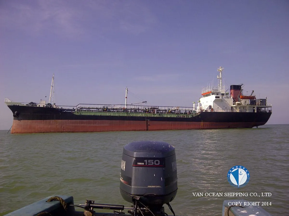 Kapal tanker minyak/bahan kimia kanggo didol