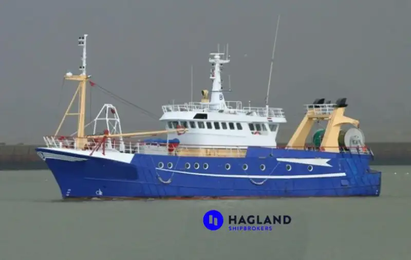 Kapal pancing nganglong kanggo didol