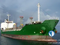Kapal tanker minyak/bahan kimia kanggo didol