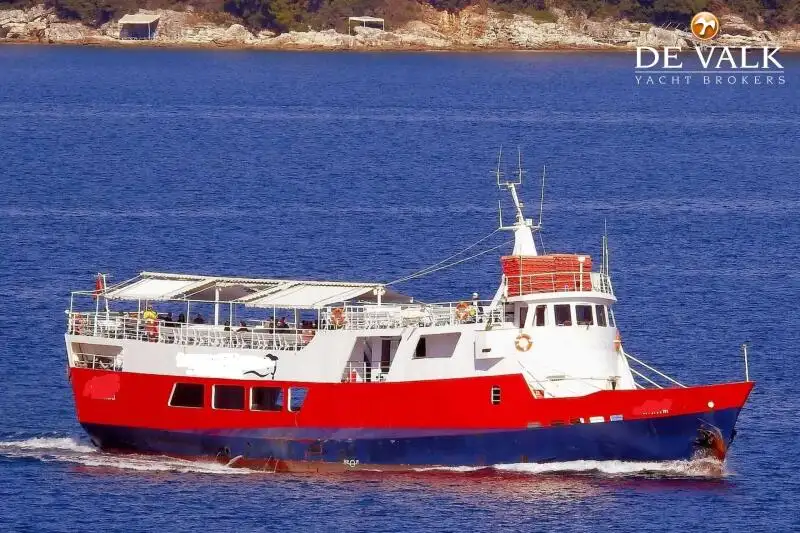 Kapal feri kanggo didol
