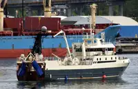 Kapal trawler kanggo didol