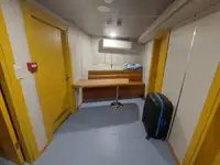 Kapal kerja kanggo didol