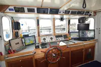 Kapal cutter kanggo didol
