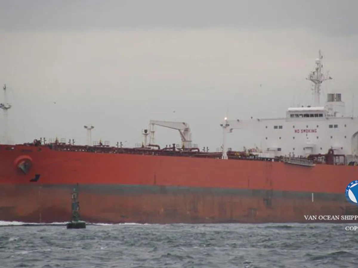 Kapal tanker minyak/bahan kimia kanggo didol