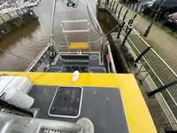 Kapal kerja kanggo didol