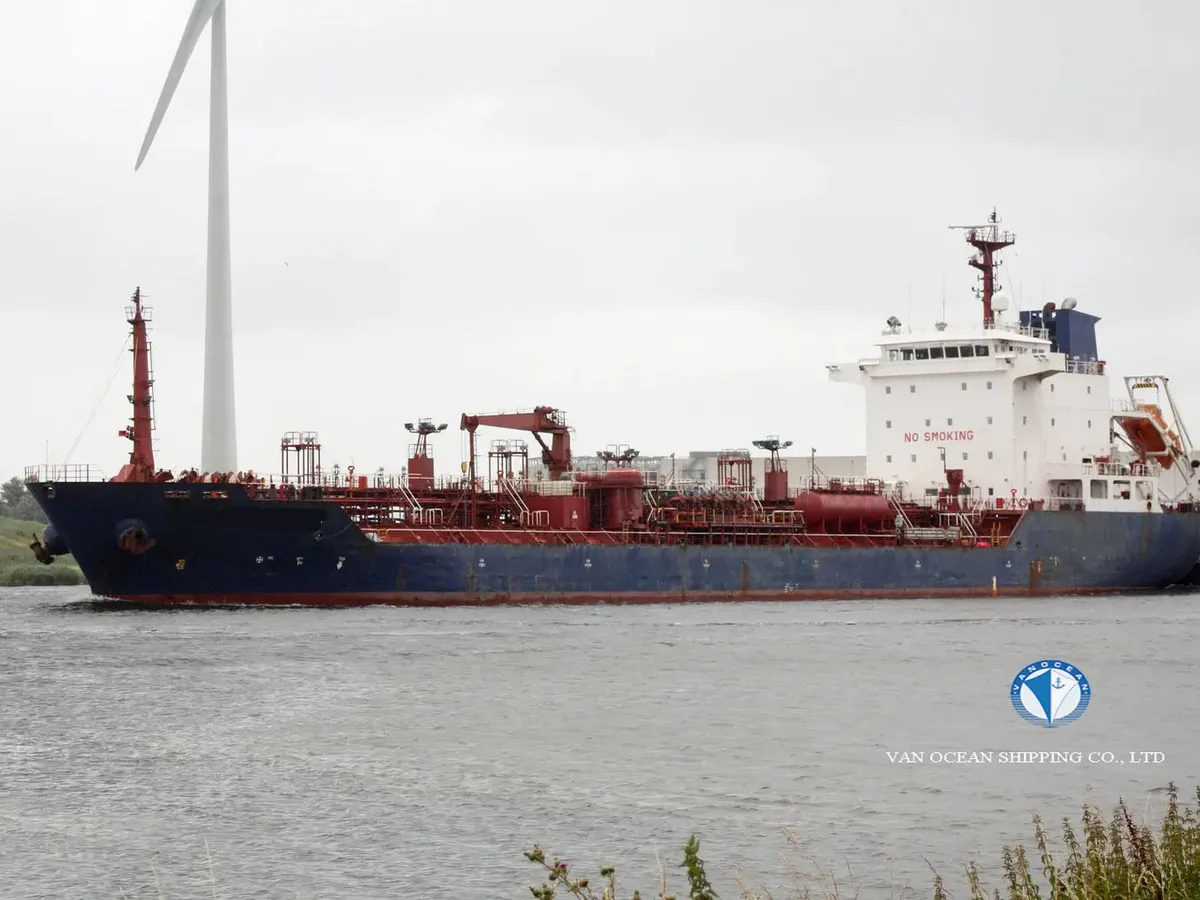 Kapal tanker minyak/bahan kimia kanggo didol