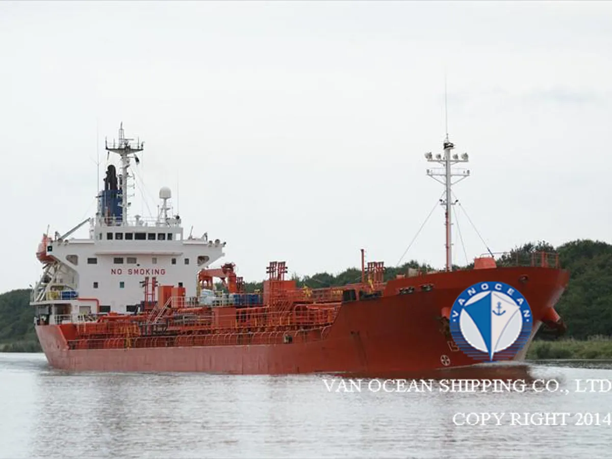 Kapal tanker minyak/bahan kimia kanggo didol