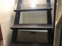 Kapal pasokan kanggo didol