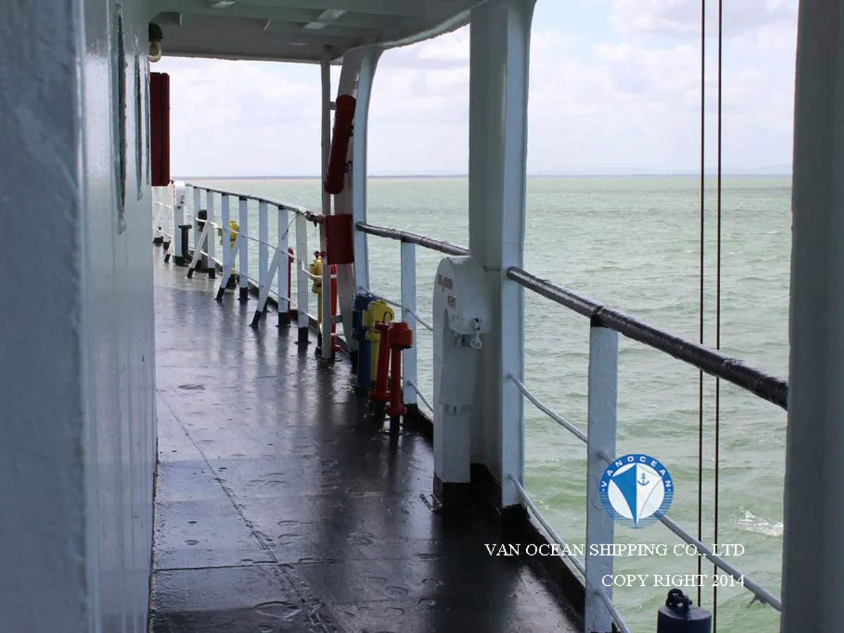 Kapal tanker minyak/bahan kimia kanggo didol