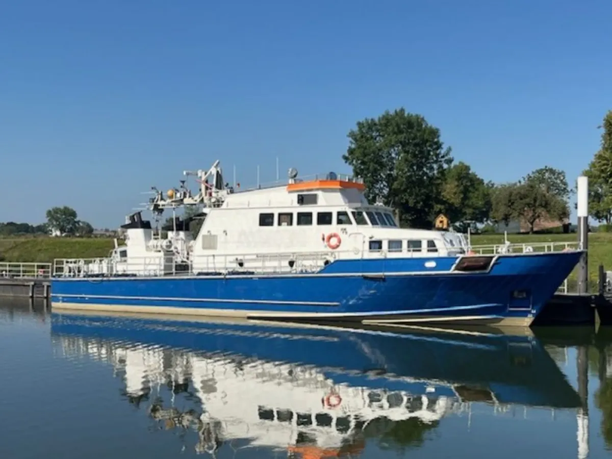 Kapal patroli kanggo didol