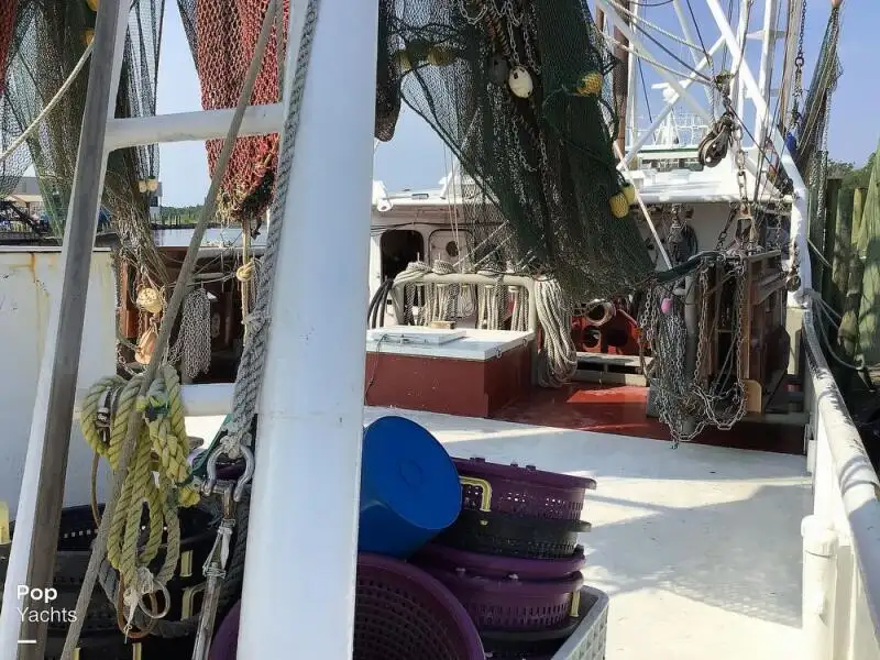 Kapal trawler kanggo didol