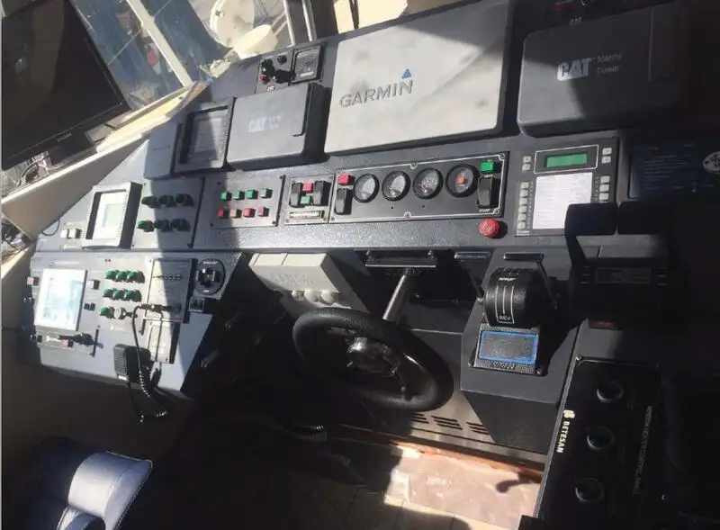Kapal kerja kanggo didol