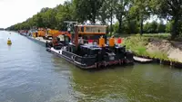 Kapal kontainer kanggo didol