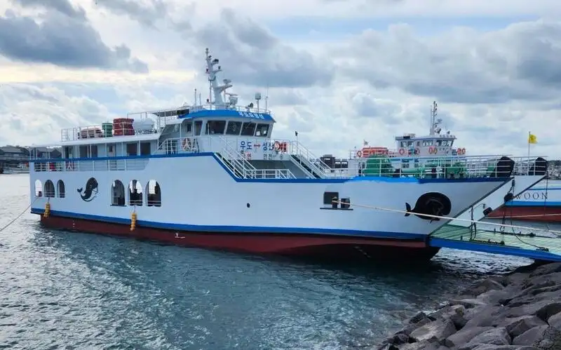 Kapal pendaratan, tangki kanggo didol