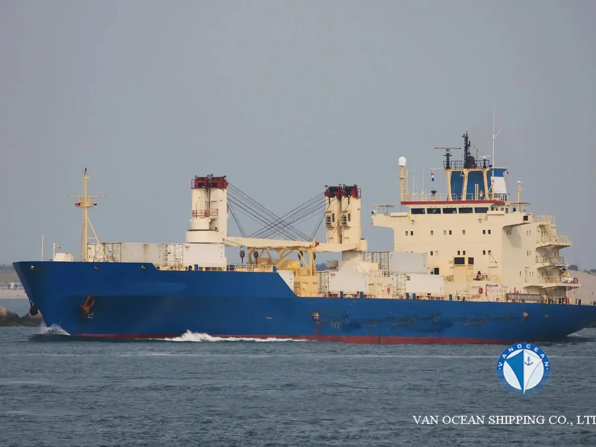 Kapal reefer kanggo didol