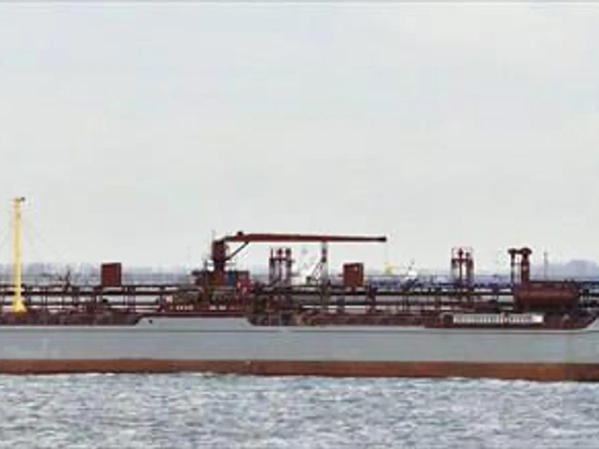 Kapal tanker minyak/bahan kimia kanggo didol
