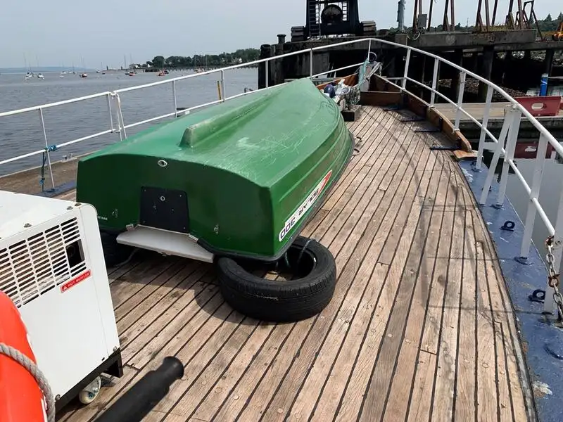 Kapal pilot kanggo didol