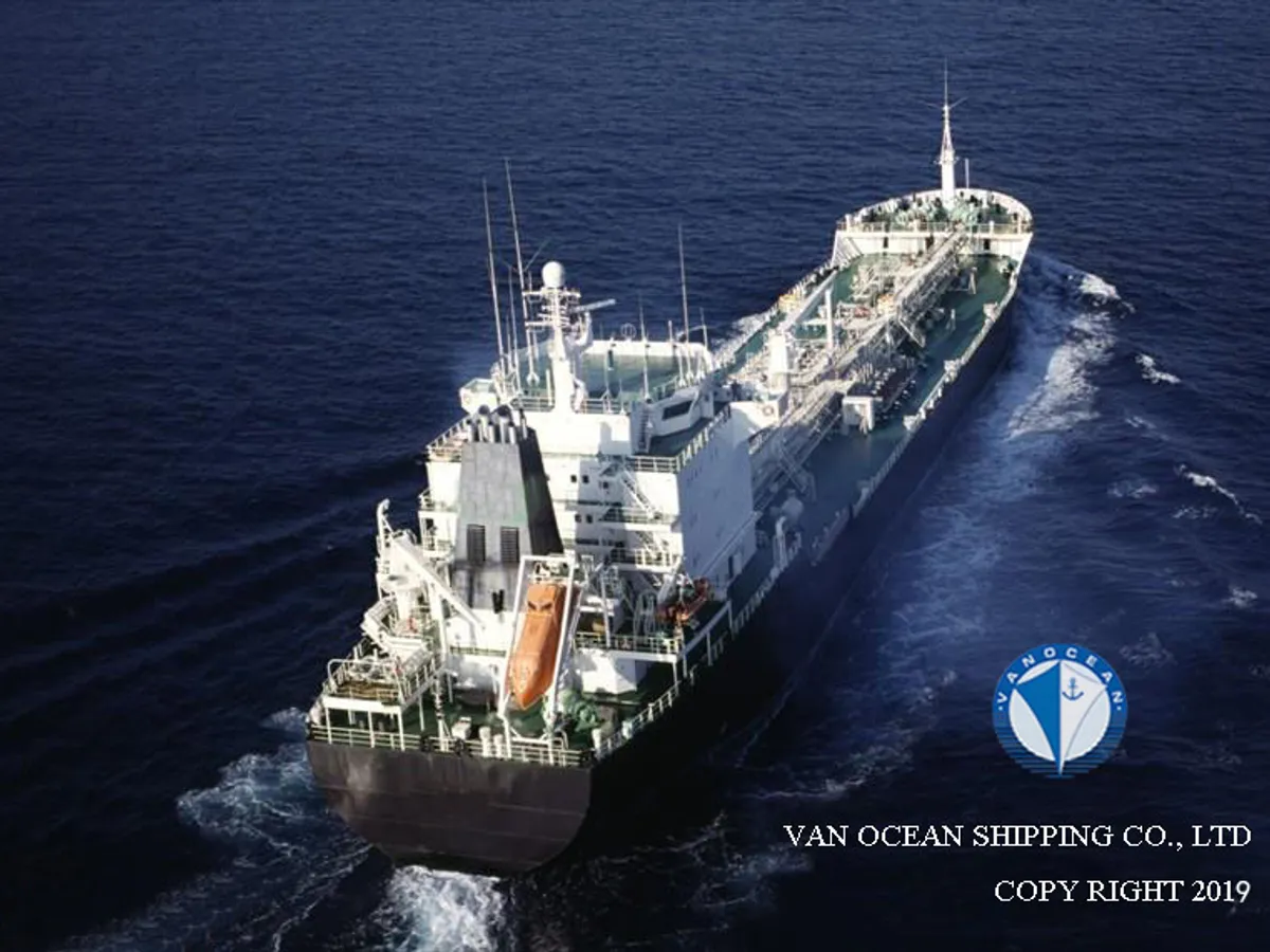 Kapal tanker minyak/bahan kimia kanggo didol