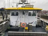 Kapal kerja kanggo didol