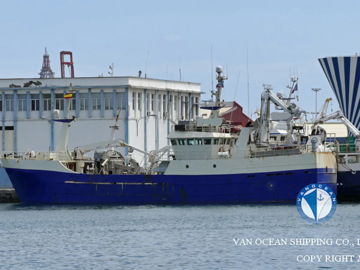 Kapal purse seiner kanggo didol