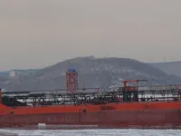 Kapal tanker minyak/bahan kimia kanggo didol